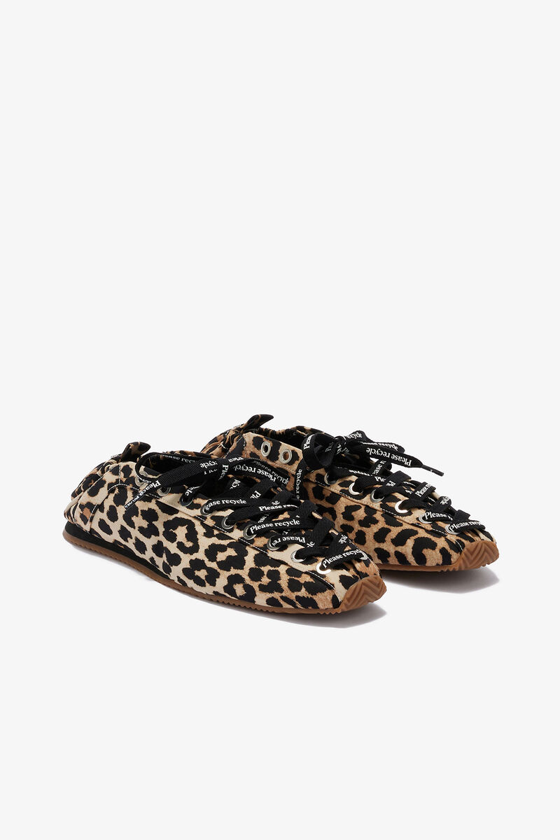 Sporty Ballerina in Leopard