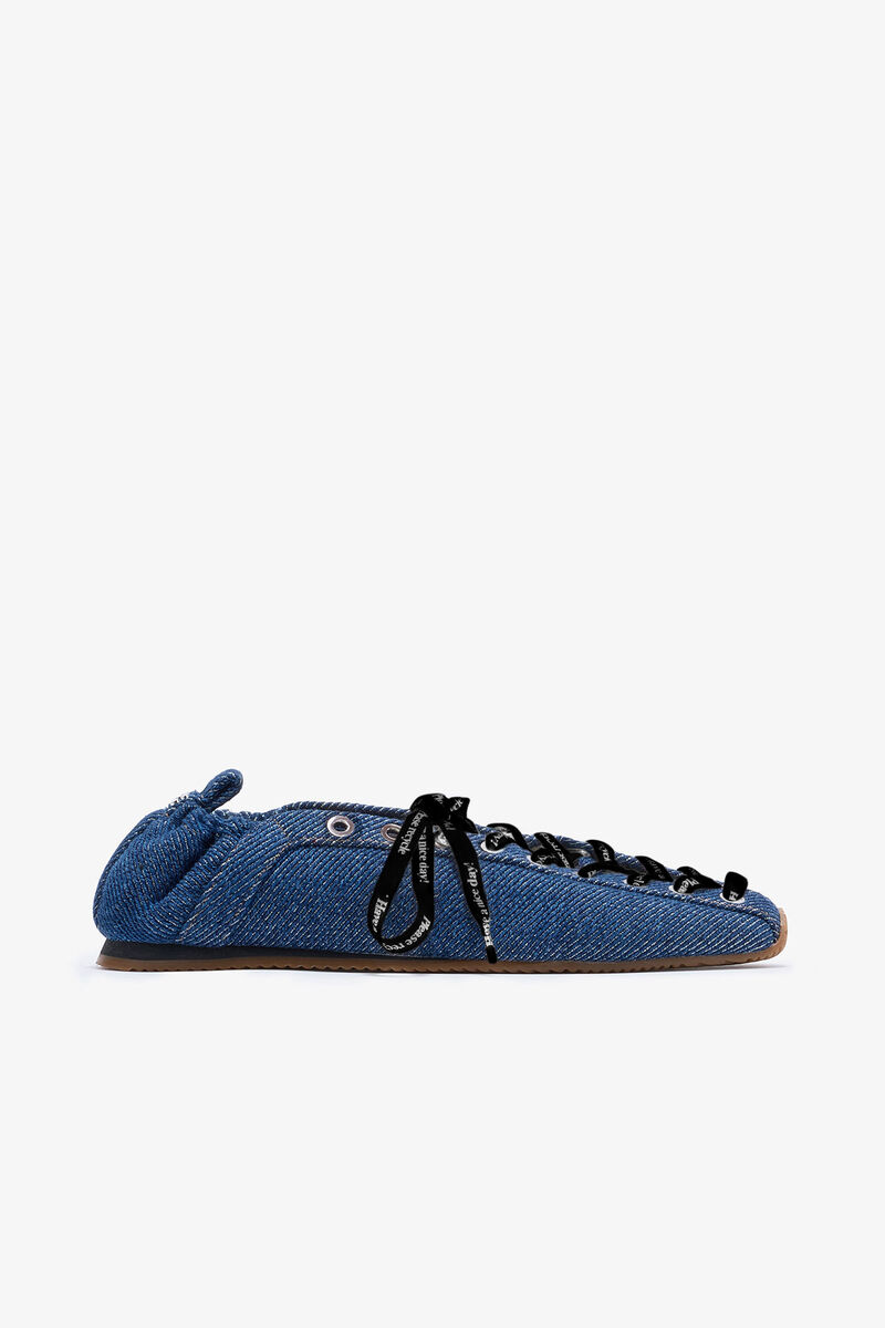 Sporty Ballerina in Denim